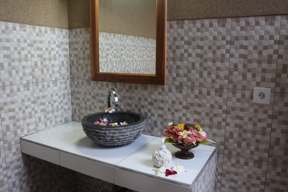 Pande Guest House Pemuteran 40/62