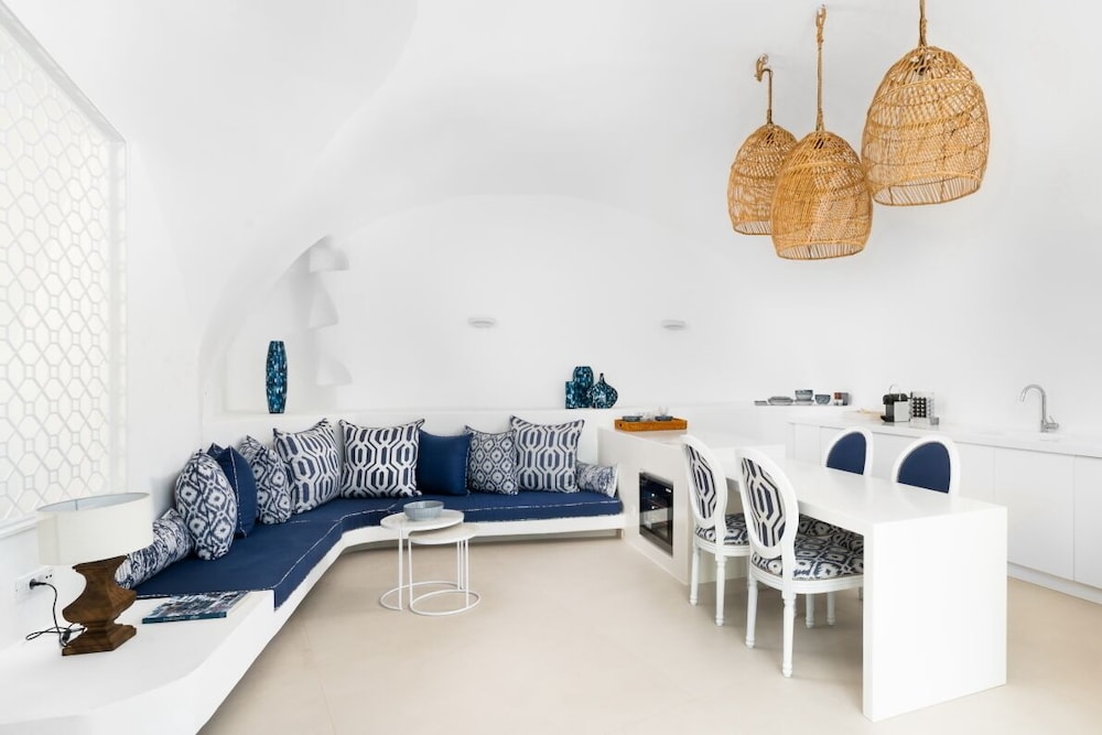 Kamini Santorini Luxury Villas 29/50