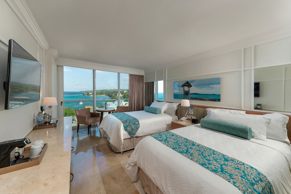 Deluxe, Resort View, Balcony