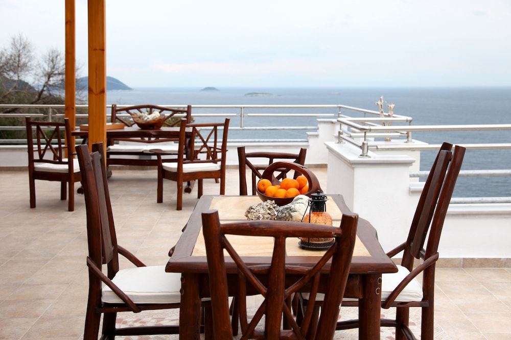 Aegean Wave Hotel 29/50