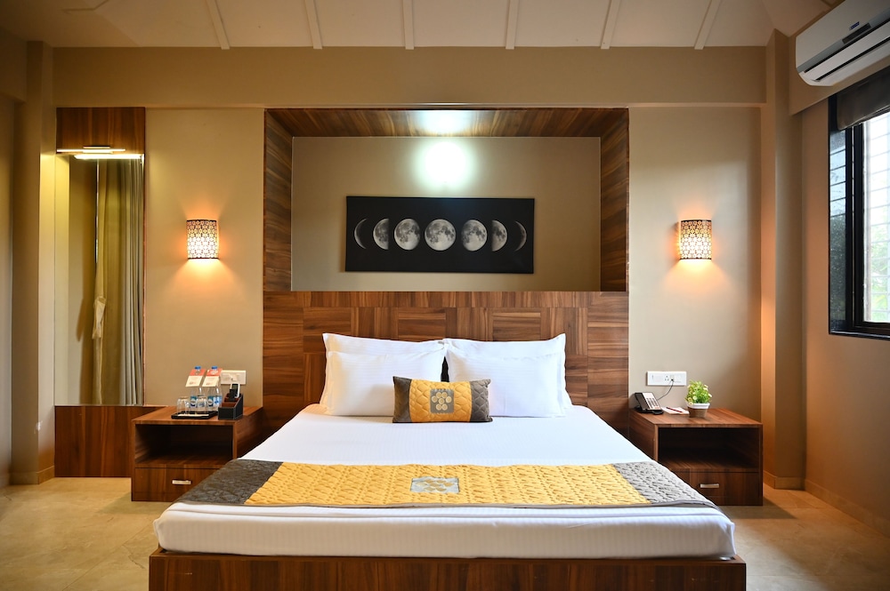 Mastiff Select Riveria Resort, Igatpuri Road, Nashik 17/61