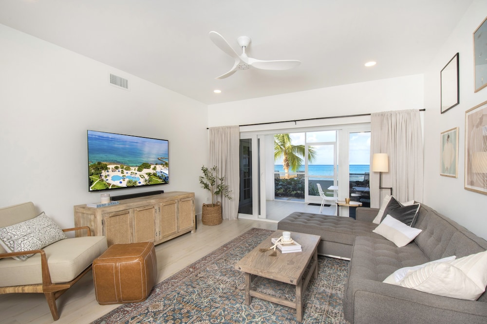 Grandview Condominiums 49/79