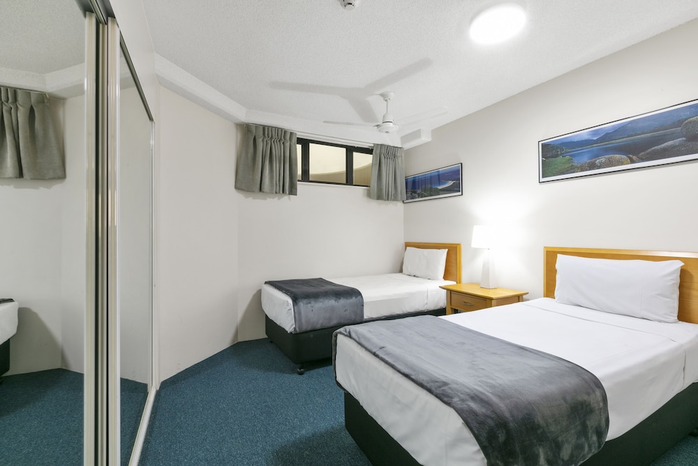 Caribbean Resort 26/70