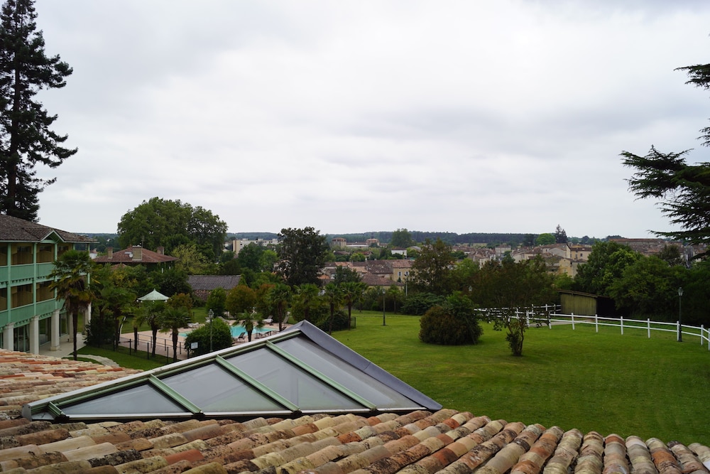 DOMAINE DE FOMPEYRE 38/68