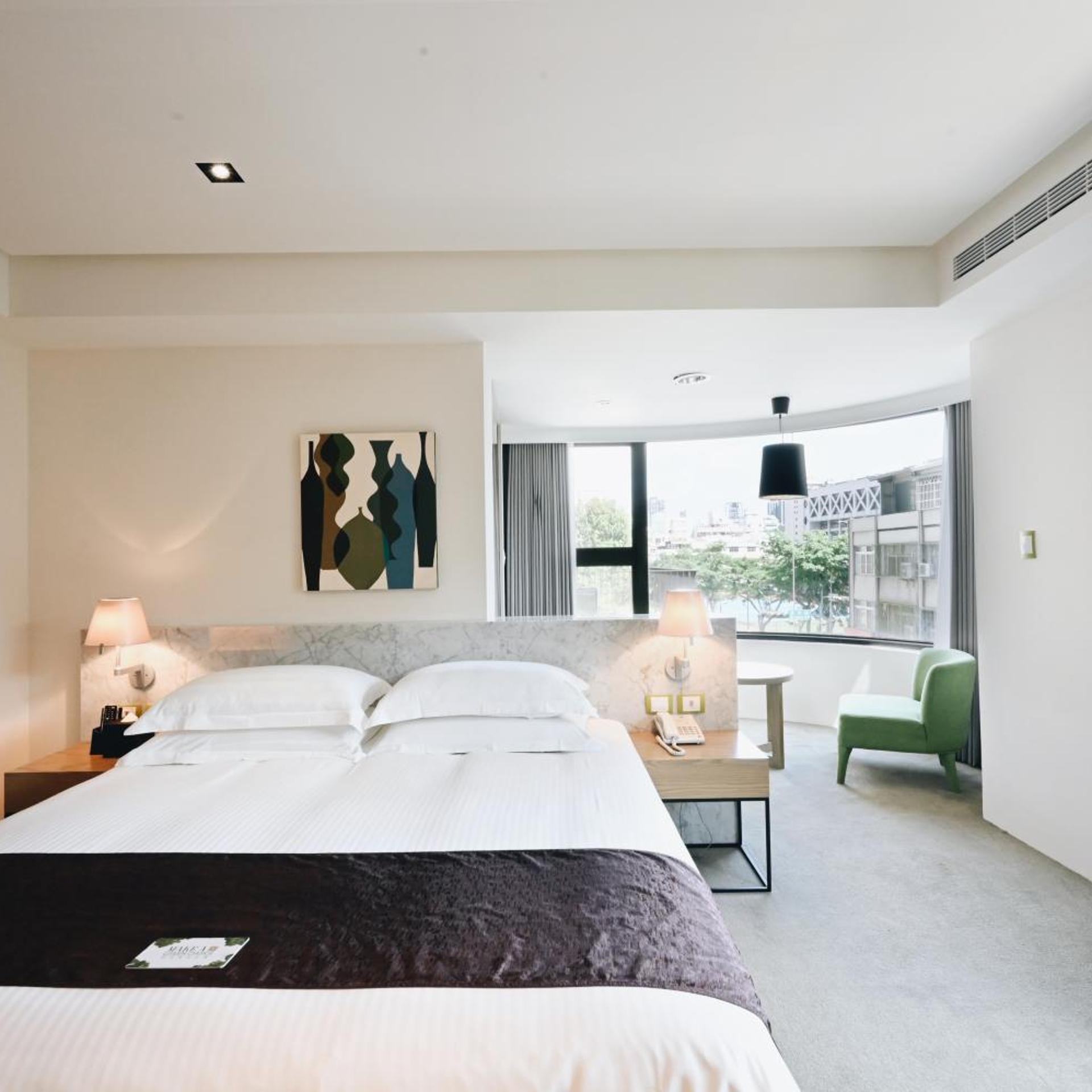Deluxe, Double Bed