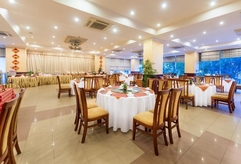Muong Thanh Grand Phuong Dong Hotel 37/44
