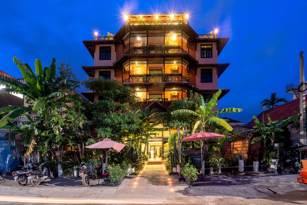 Angkor Panoramic Boutique Hotel 2/50
