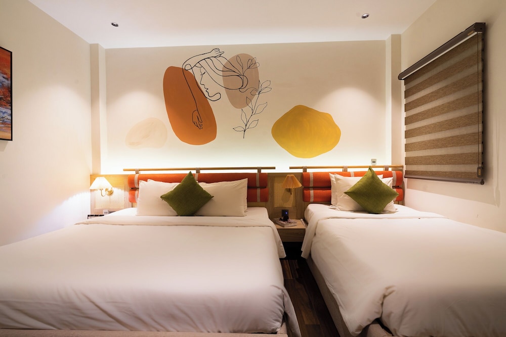 Sen Saigon Hotel 20/50
