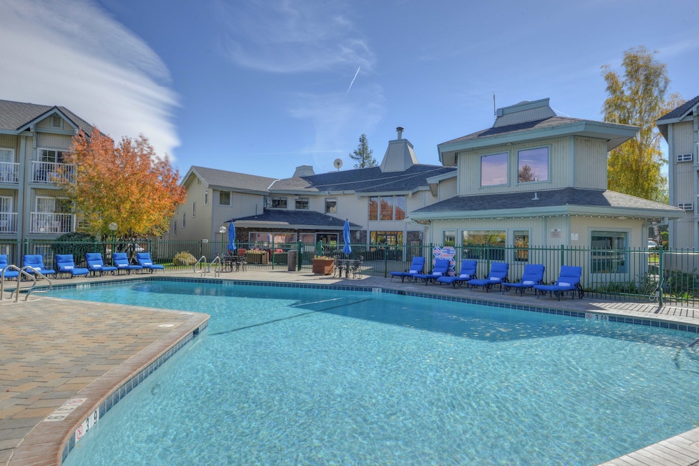 The Beach Retreat Lodge At Tahoe 47/50