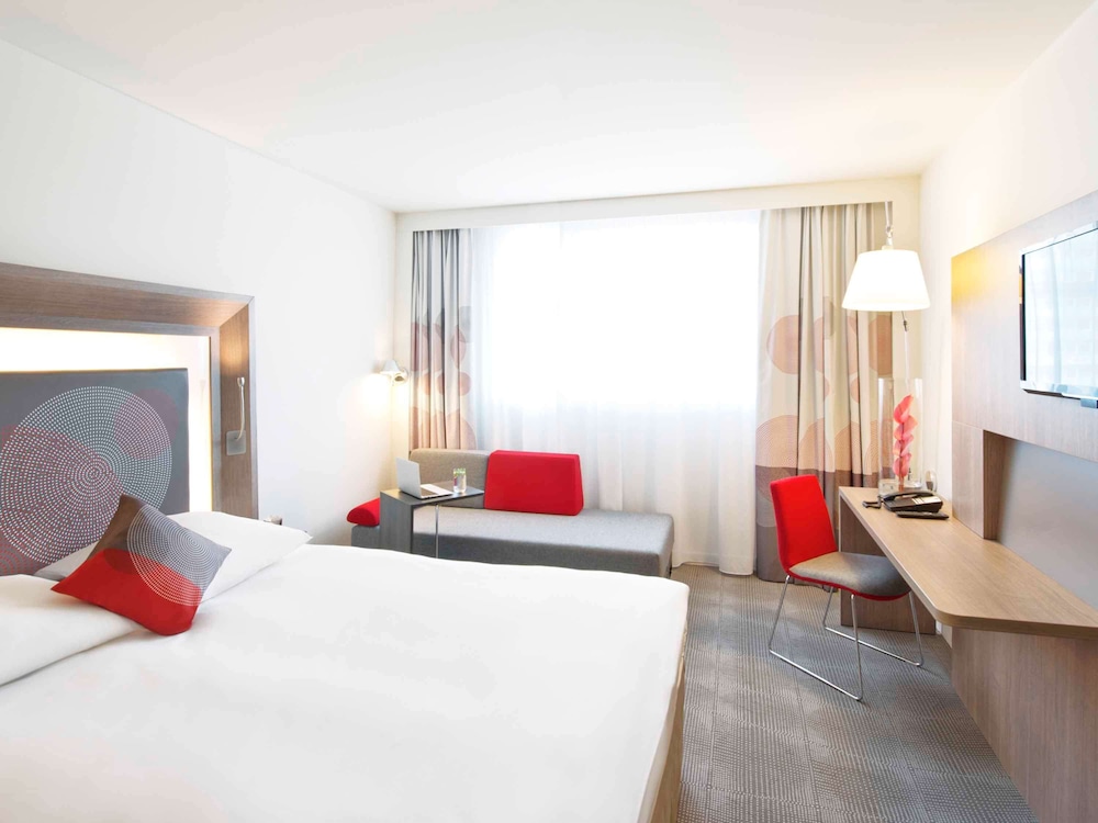 NOVOTEL LODZ CENTRUM 26/77