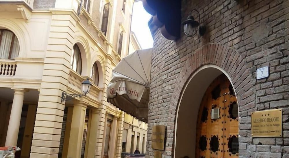 Albergo Reggio 4/63