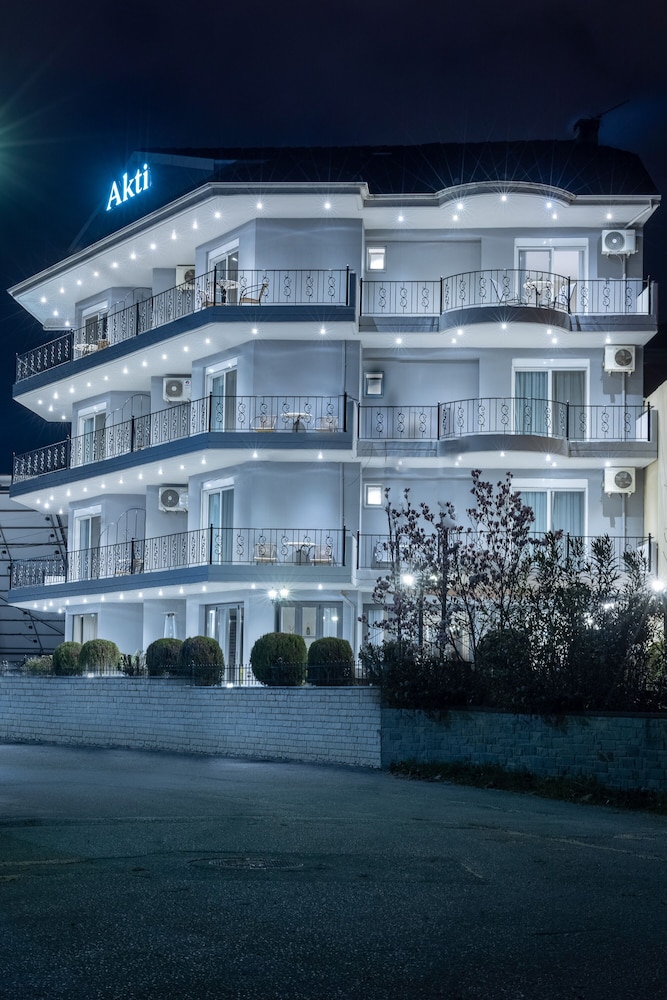 Akti Hotel 1/66