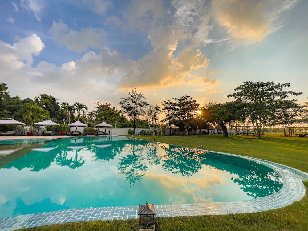 Samanea Beach Resort 26/50