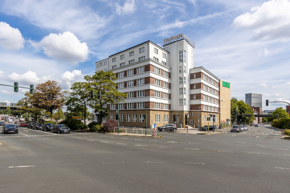Trip Inn Living and Suites 36/42