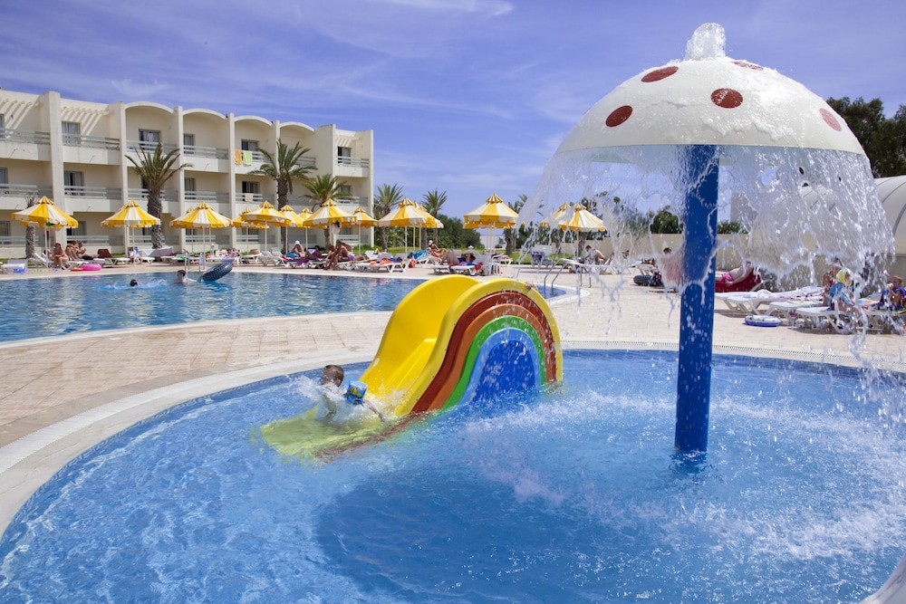 Omar Khayam Resort and Aqua Park 15/39