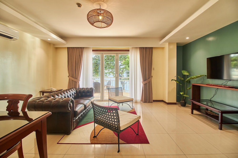 1521 Mactan Resort 54/85