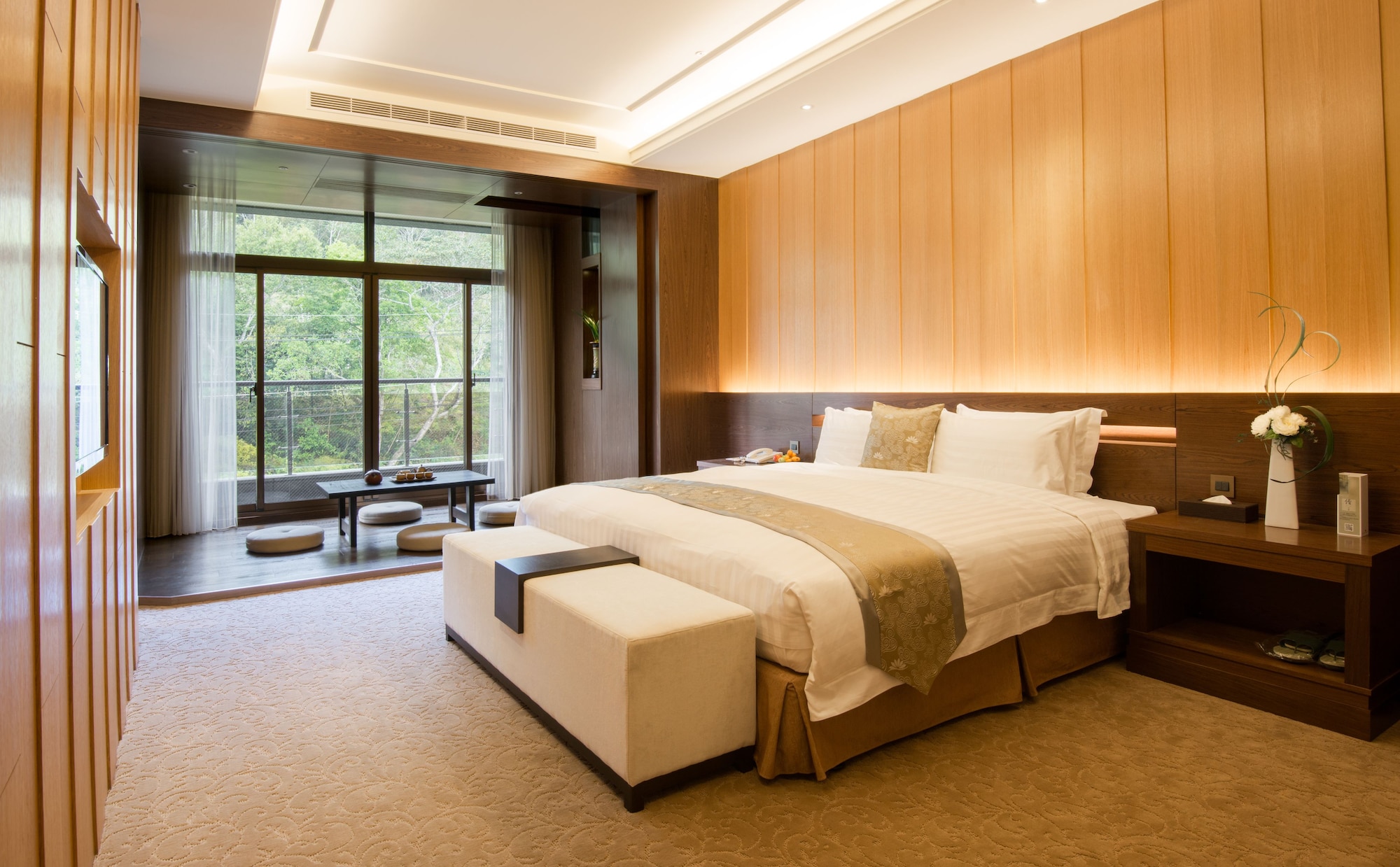 PREMIER, SUITE, QUEEN BED