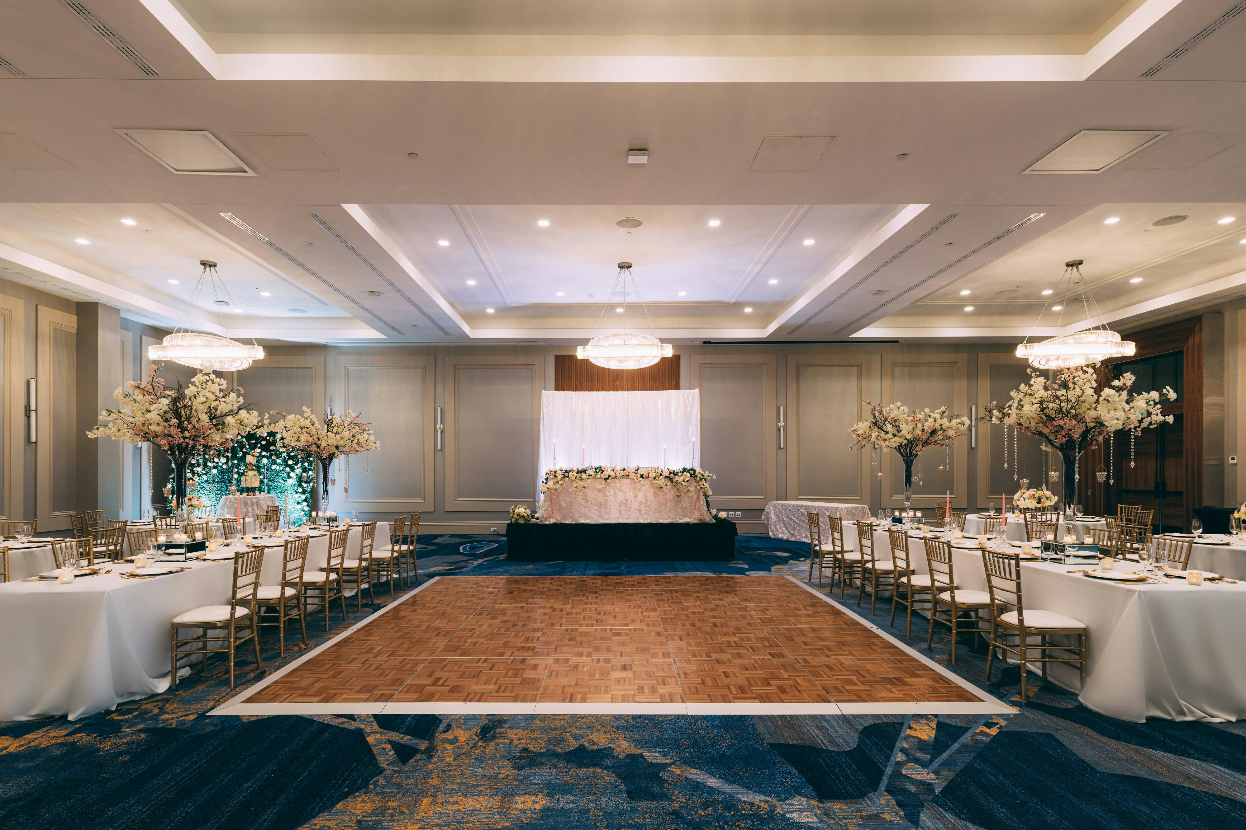 Delta Hotels By Marriott Thunder Bay 45/51