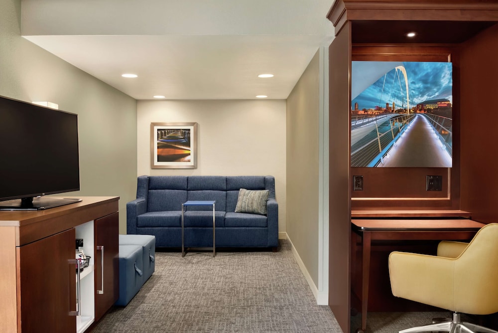 Hampton Inn West Des Moines Lake Drive 31/43