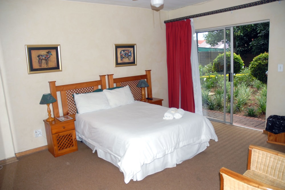 Purple Olive Guest House 17/53