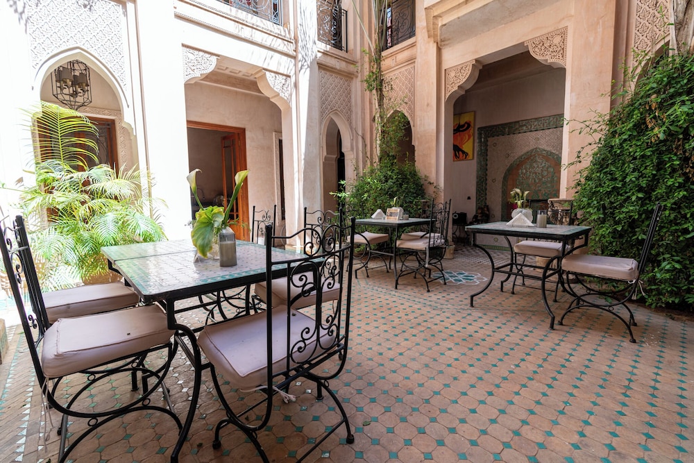 Palais Nejma 27/39