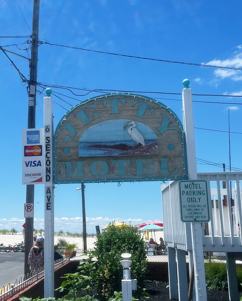 Jetty Motel 39/47