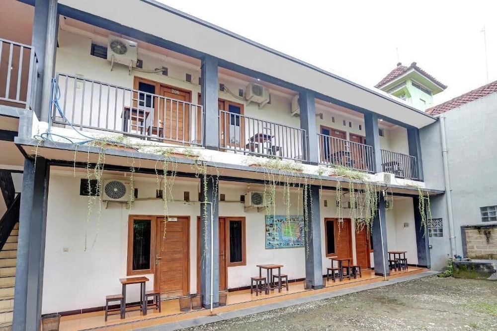 Hotel Wisma CK 2/29