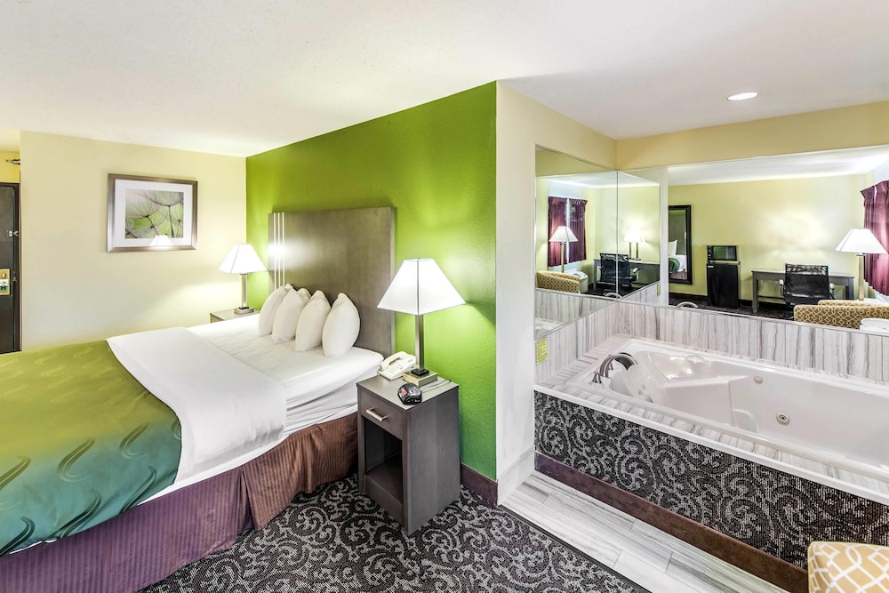 Quality Inn Decatur Near US-224 56/60