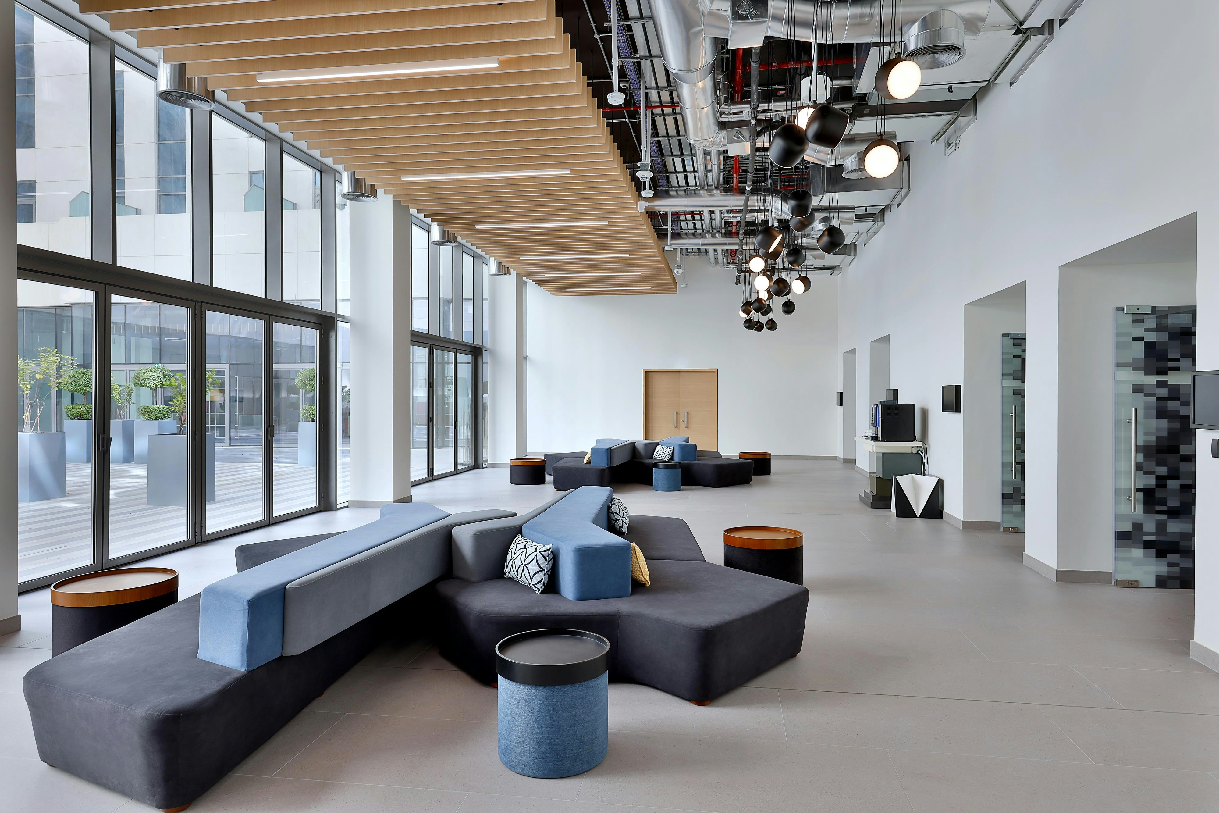 Aloft Al Mina 7/18