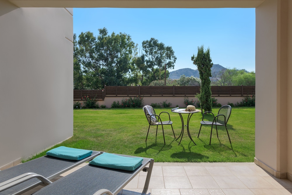 La Marquise Luxury Resort Complex 38/71