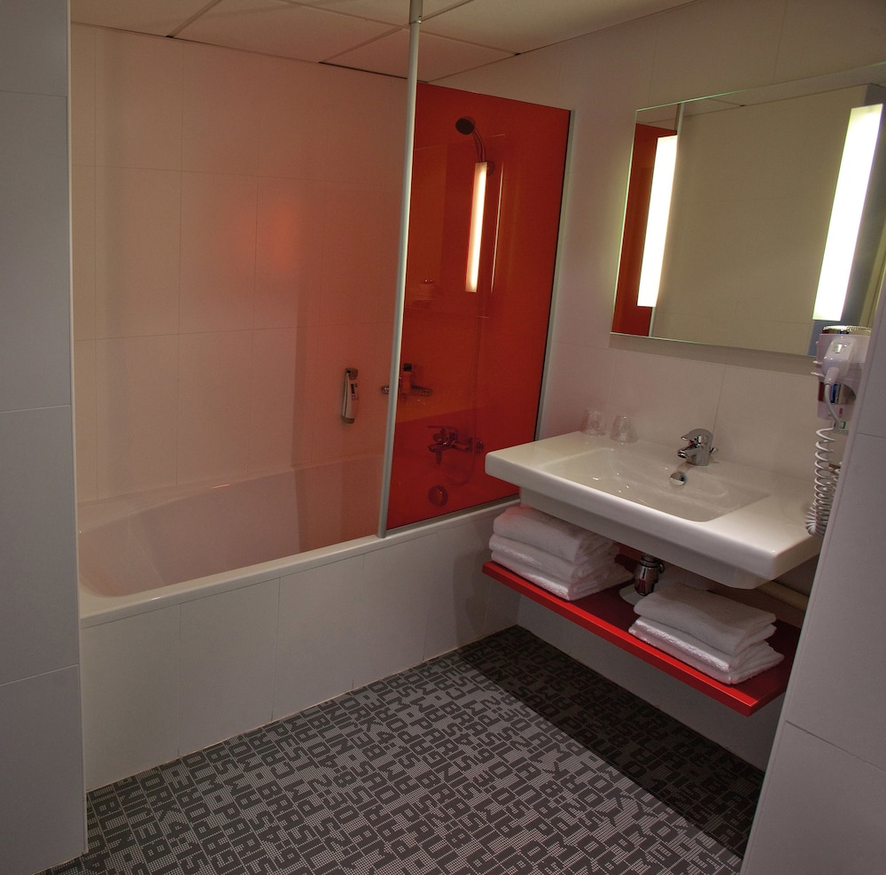 ibis Styles Toulouse Cite Espace 57/76