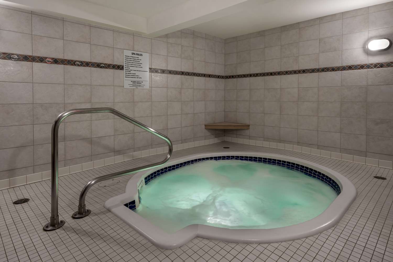 Best Western Plus Baker Street Inn 38/68