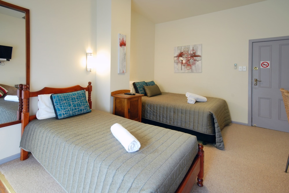 Riverview Boutique Motel 5/48