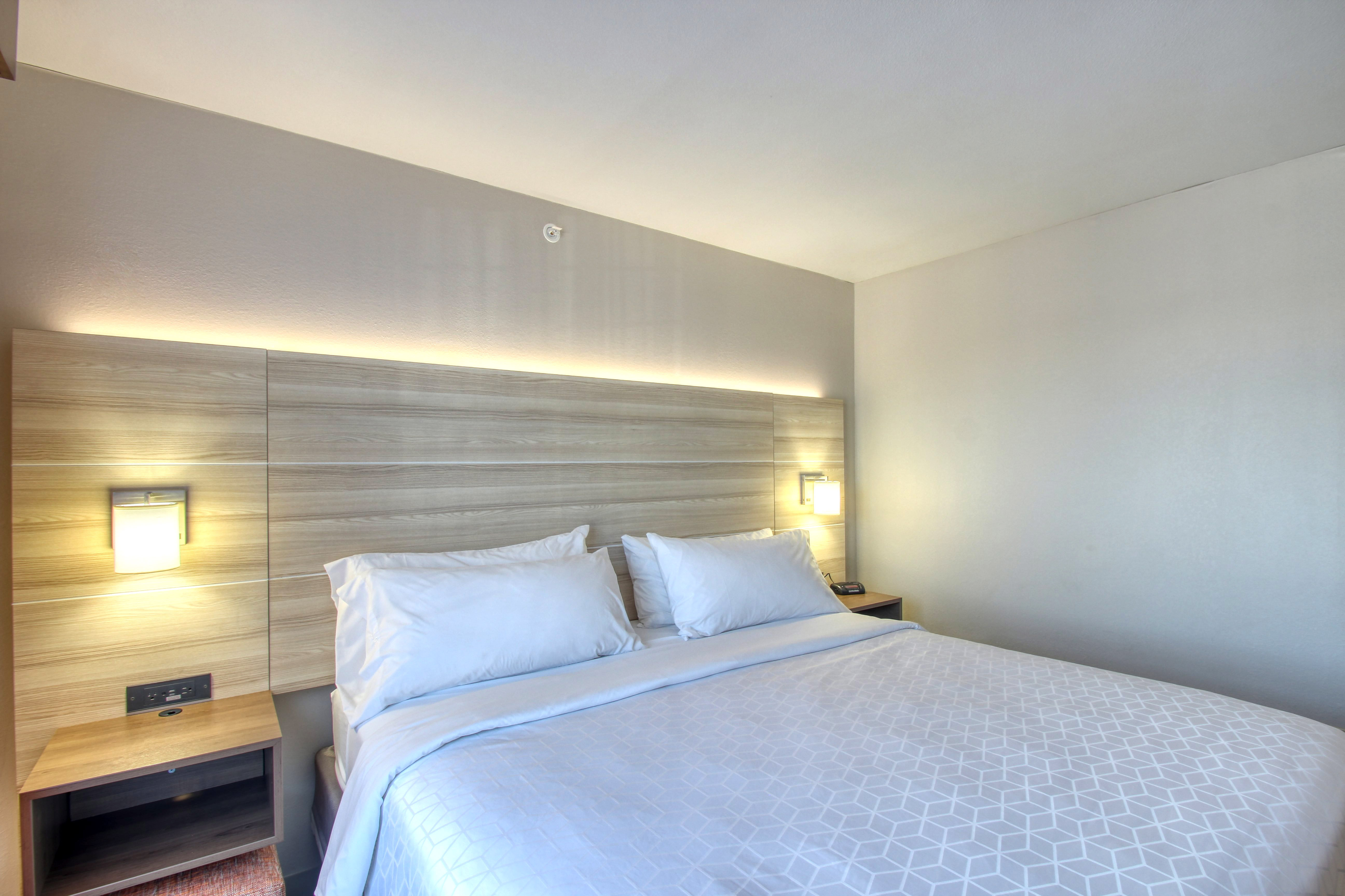 Holiday Inn Express Hotel And Suites Milwaukee Airport 11/74
