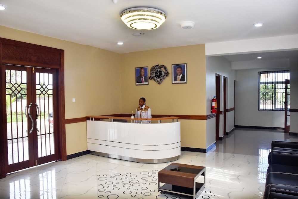 Sea Crest Hotel 14/70