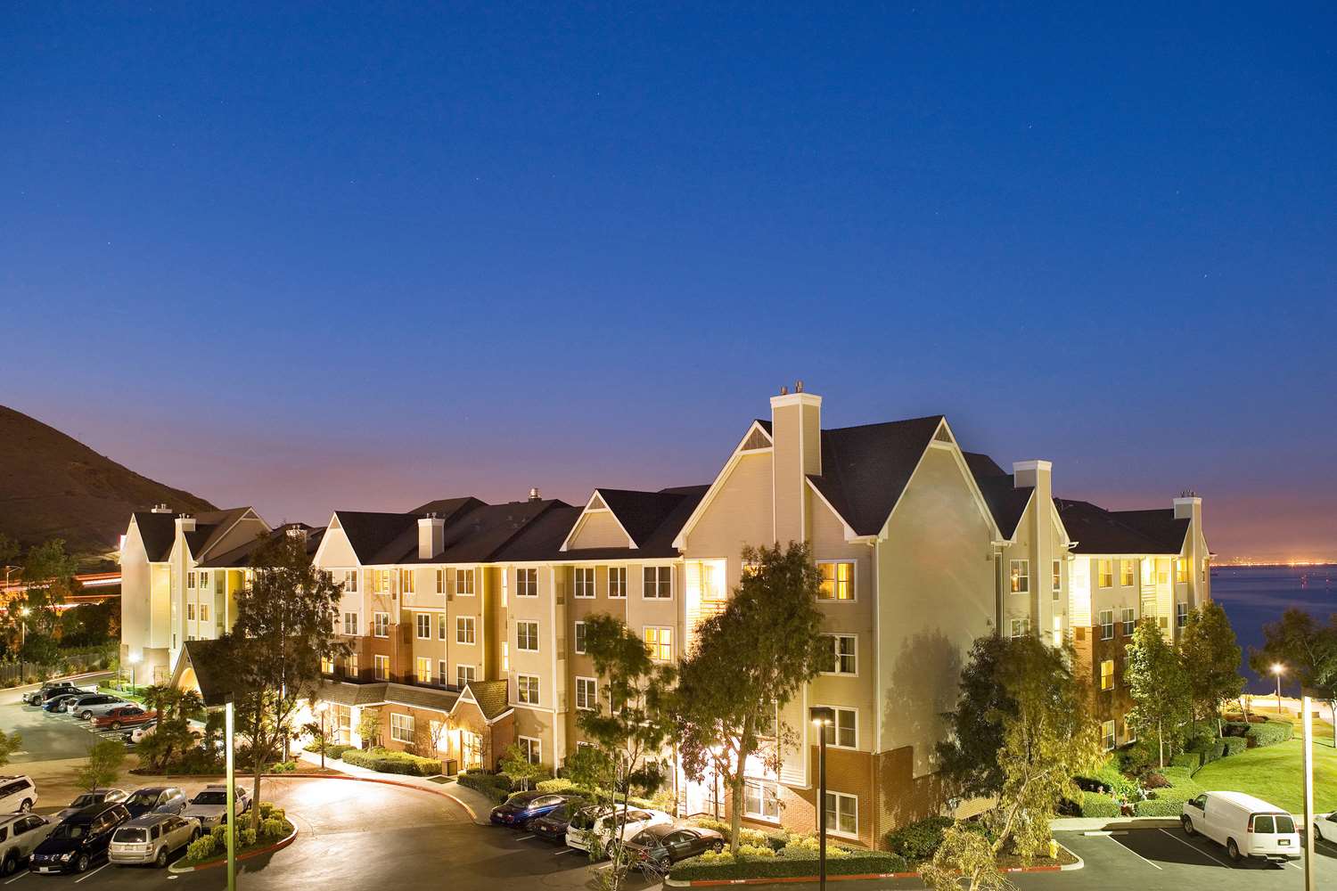 Sonesta Es Suites San Francisco Airport Oyster Point Waterfront 2/57