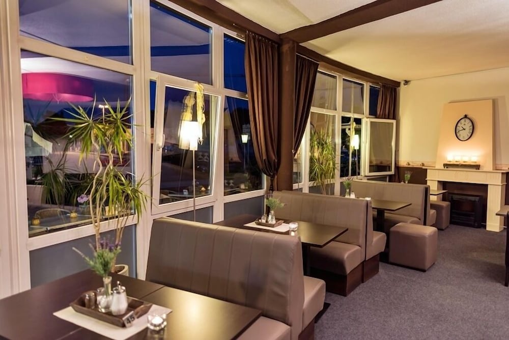 Hotel Am Wall 37/72