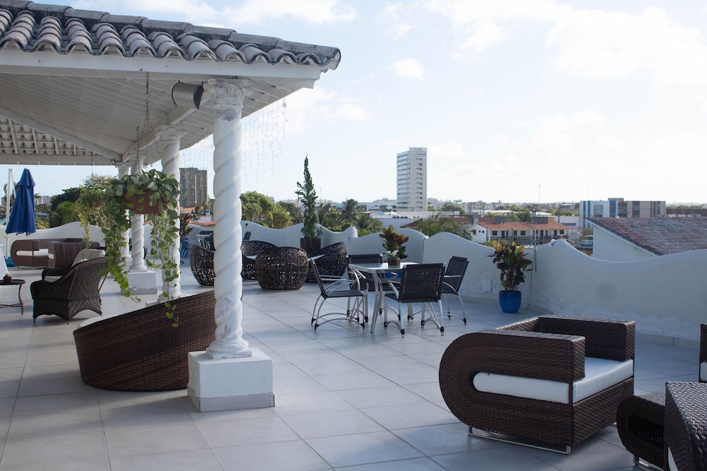 Maria Farinha Praia Hotel 38/55