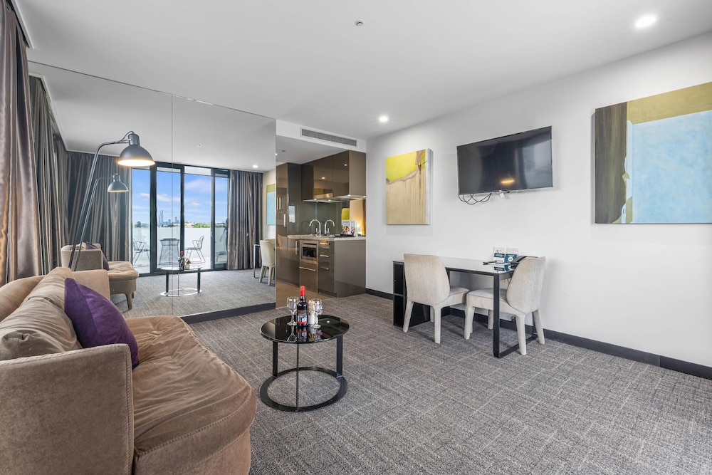 MainStay Suites Hawthorn 27/48