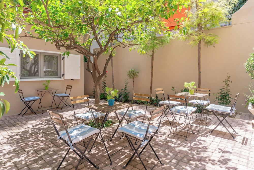 Athens Koukaki Boutique Apartments 38/50
