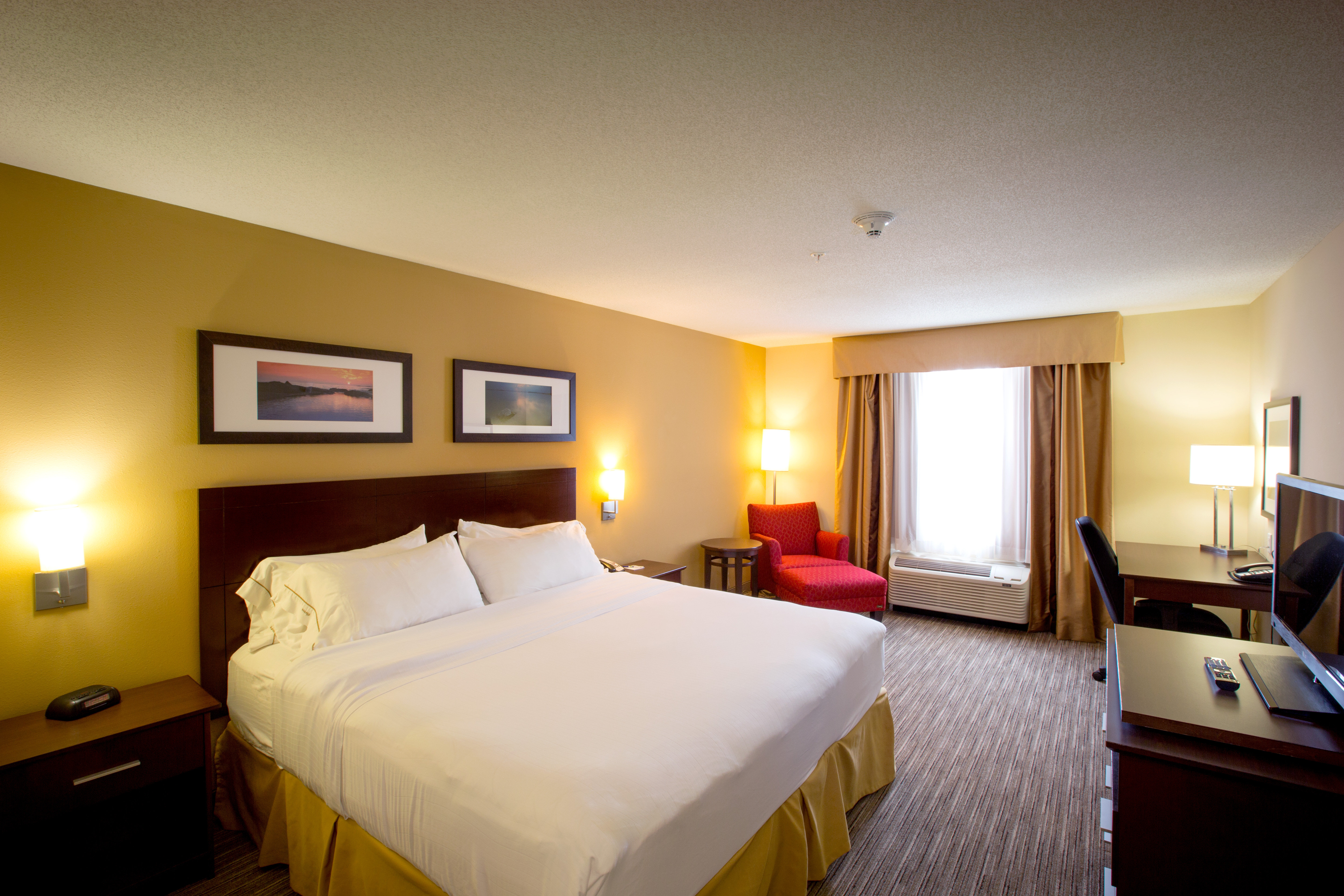 Holiday Inn Express Stellarton New Glasgow 17/50