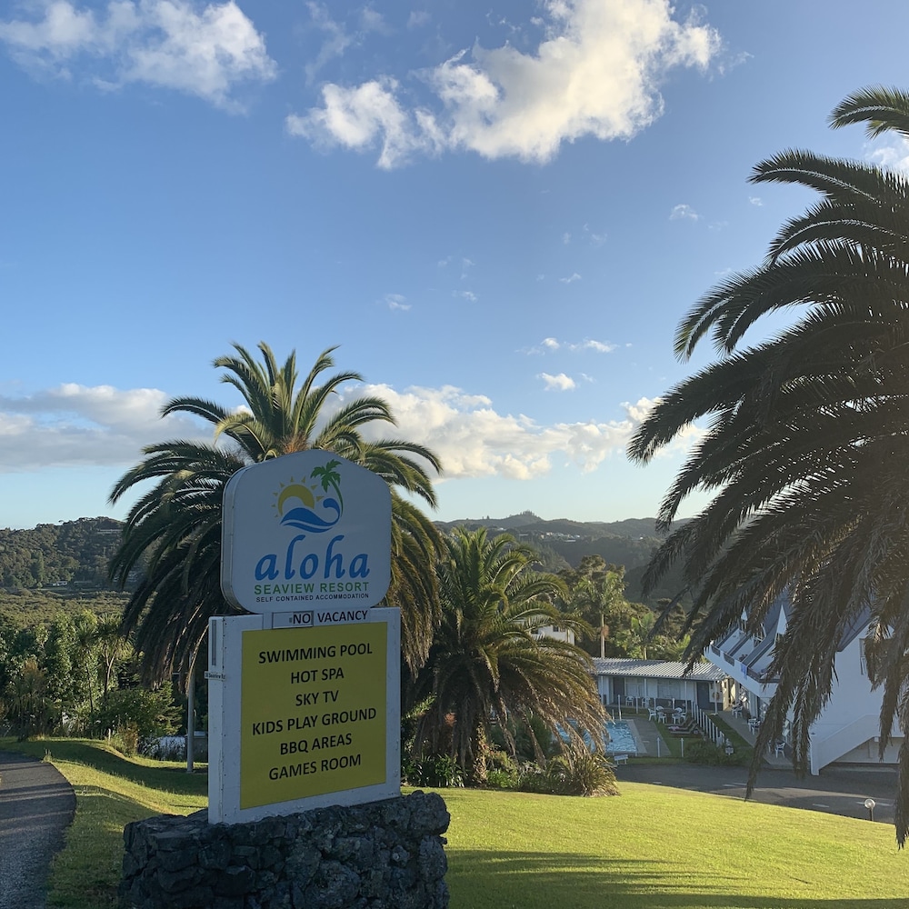 Aloha Seaview Resort Motel 66/68