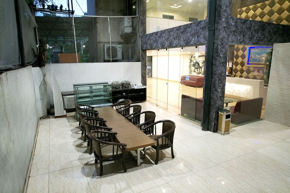 Hotel Sheetal International 36/52