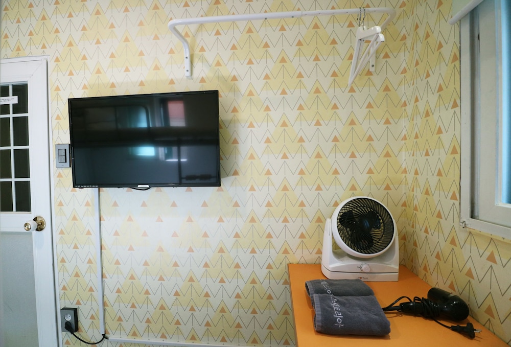 Hostel Korea 29/48