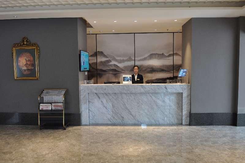 Jinjiang Inn Select (Datong Railway Station) 3/15