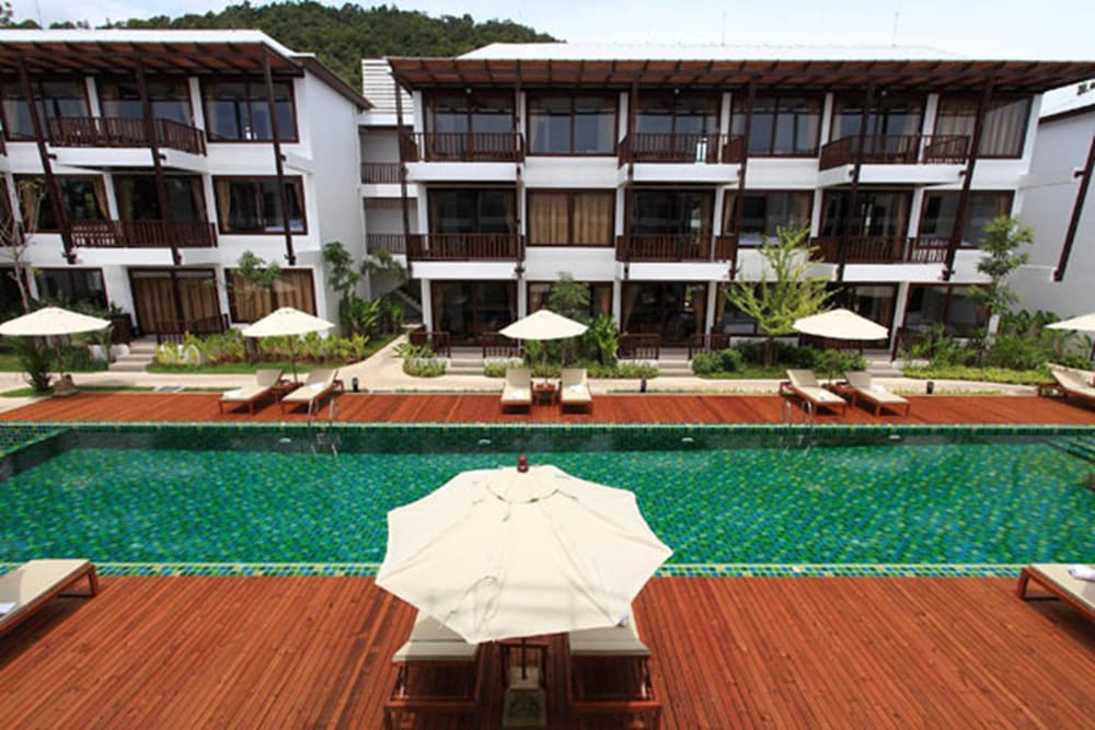 Maryoo Hotel 4/44