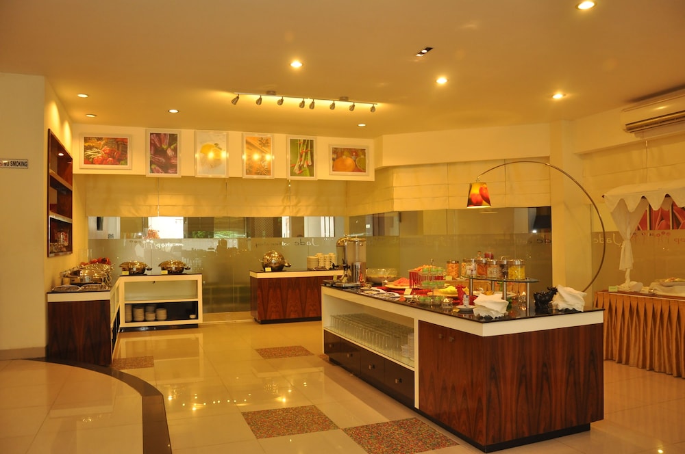 Permata Hotel 31/45