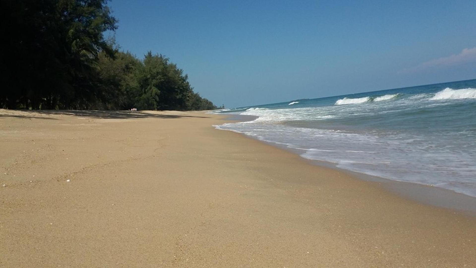 Bayview Beach Resort 33/54