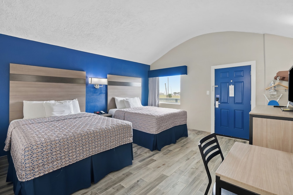 Blue Wave Inn 22/50