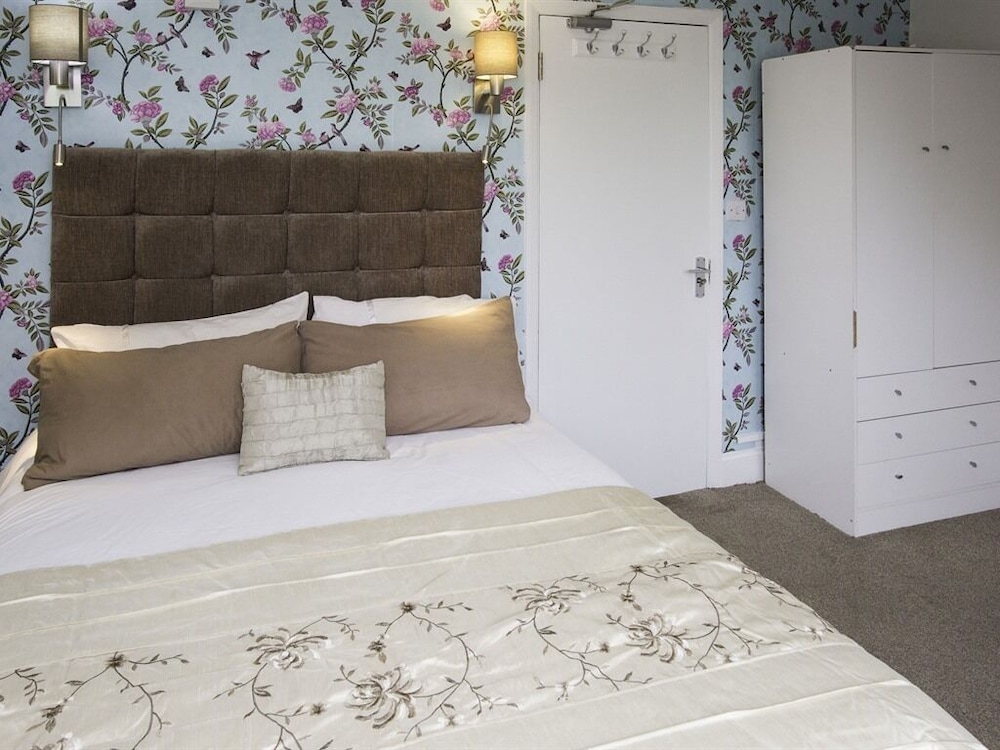 Primrose Guest House 8/52